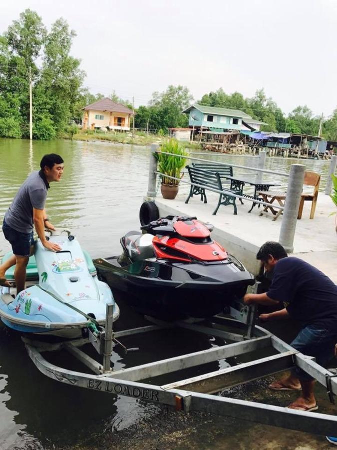 Baan Bon Resort Bang Tabun 펫차부리 외부 사진