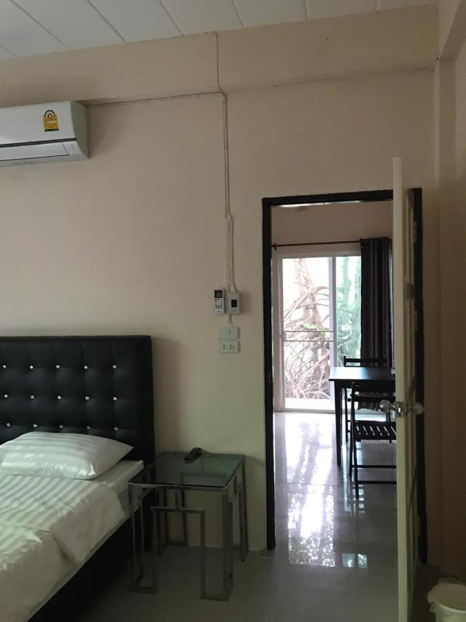 Baan Bon Resort Bang Tabun 펫차부리 외부 사진
